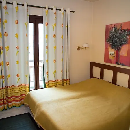 Maritsas & מלון 5*