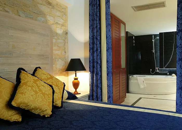 Maritsas & 5* Portariá