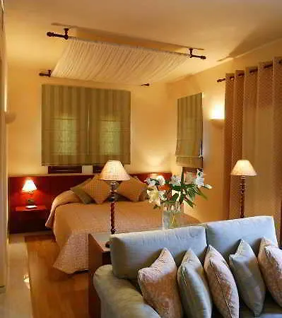 Maritsas & Hotel