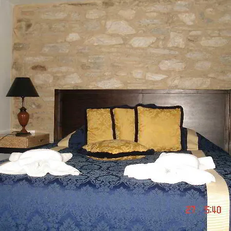Maritsas & 5* Portariá