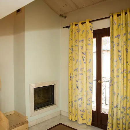 Maritsas & 5* Портария