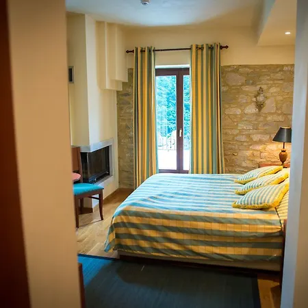 Maritsas & Hotel Portariá