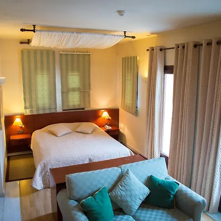 Hotel Maritsas &