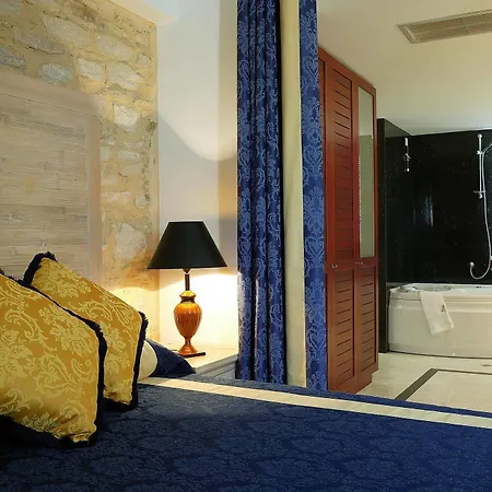 Maritsas & 5* Портария